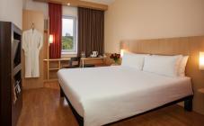 Ibis Kiev City Center Hotel - фото (5492-44814)