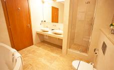 City Hotel - фото (6611-44935)