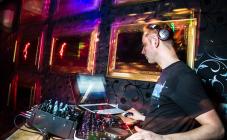 Duty Free - фото (6381-42260)