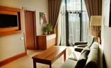 City Hotel - фото (6611-44931)