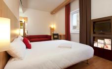 Ibis Kiev City Center Hotel - фото (5492-44816)