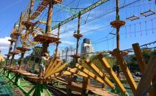 Верёвочный городок на Днепровской набережной  - фото (9382-53814)