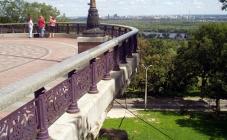 Хороший большой парк в центре Киева  - фото (513-27459)