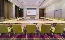 Holiday Inn - фото (5498-27999)