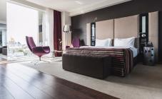 11 Mirrors - фото (5508-28188)