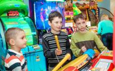 Веселий Вулик - фото (7218-43473)