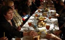 ПОМИНАЛЬНАЯ НА ТРОЕЩИНЕ - фото (8565-52441)