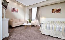 Light Hotel & Hub - фото (6140-44175)