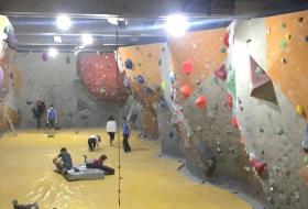 Прошел здесь первый в жизни урок клаймбера. Ставлю крепкую 5 за подход к обучению и организацию - фото (527-27477)