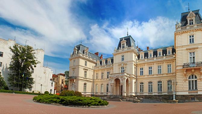 Дворец Потоцких - фото (9525-53994)