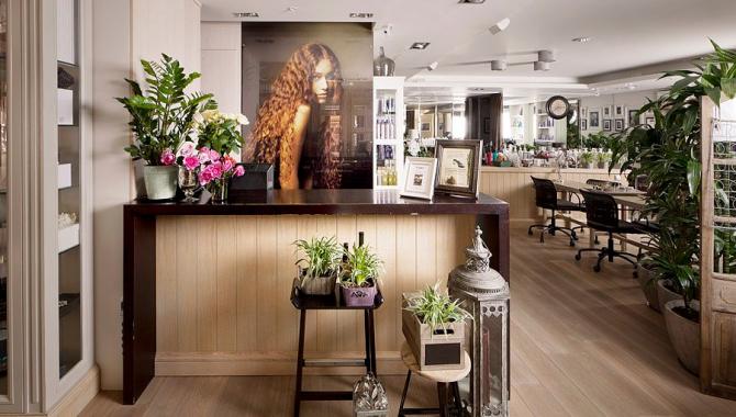 Салон красоты «Е.С. Студия» - фото (650-2488)