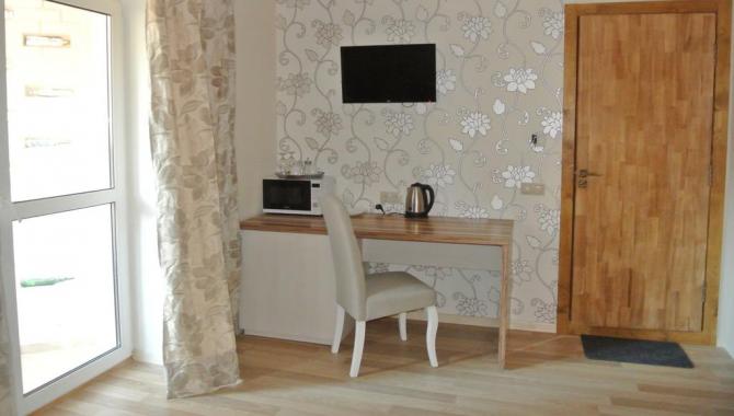 Mini Hotel on Demiivska - фото (6092-44216)