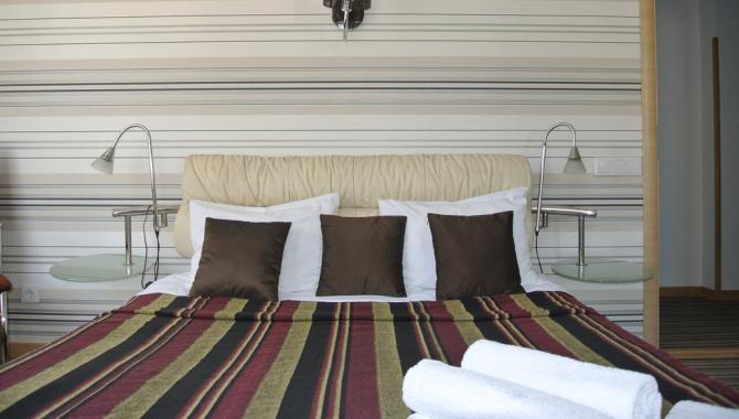 На Позняках - фото (6093-44222)