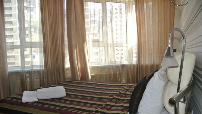 На Позняках - фото (6093-44223)