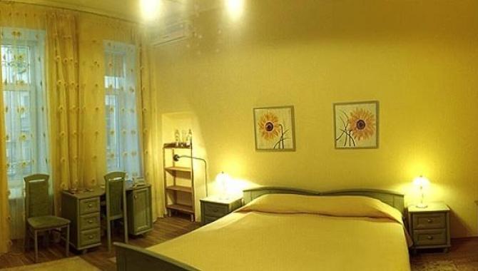 Sunflower B&B - фото (5503-44361)