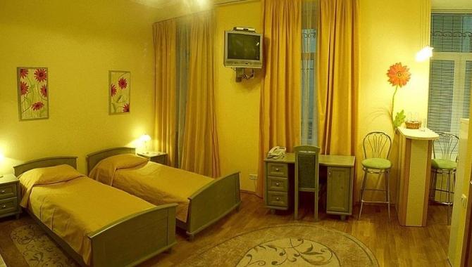 Sunflower B&B - фото (5503-44362)