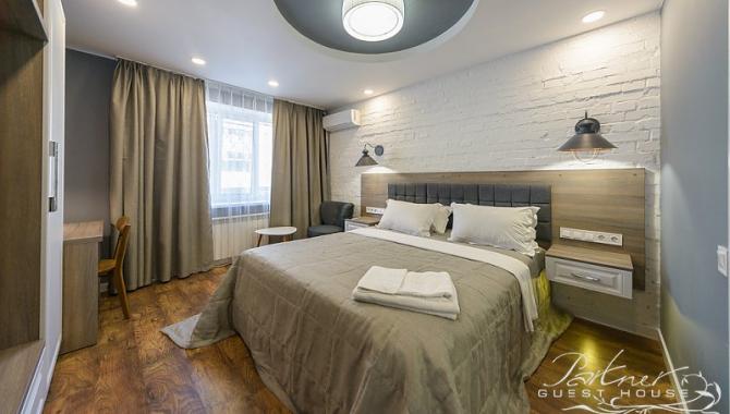 Partner Guest House Саксаганского 7 - фото (6603-44512)