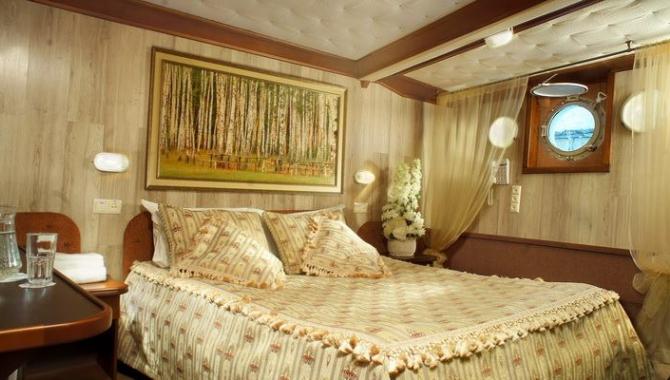 Ботель Святой Андрей - фото (6011-44545)