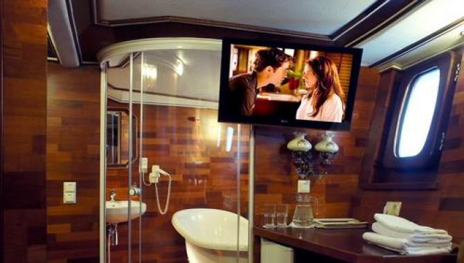 Ботель Святой Андрей - фото (6011-44548)