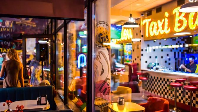 Yellow Taxi Bar - фото (4849-47733)