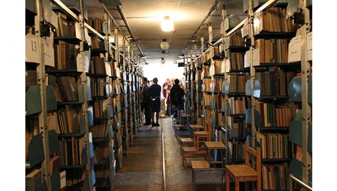 Науково-технічна бiблiотека ім. Г. І. Денисенка - фото (1392-7637)