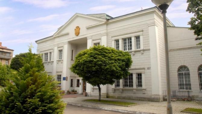 Львовский  - фото (8532-52350)