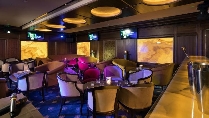 Leo - фото (6211-40979)