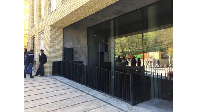 Київський академічний драматичний Театр на Подолi - фото (1475-8021)