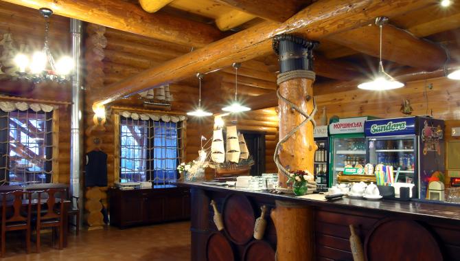 Петровский бровар - фото (6385-41917)