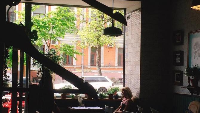 99 ЛАРІ - фото (3458-45526)