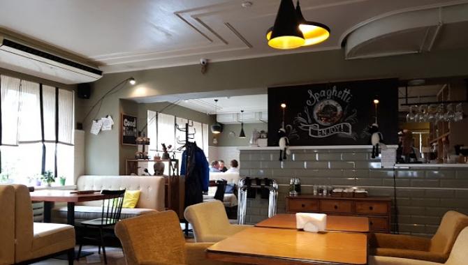 RollHouse - фото (5033-47758)