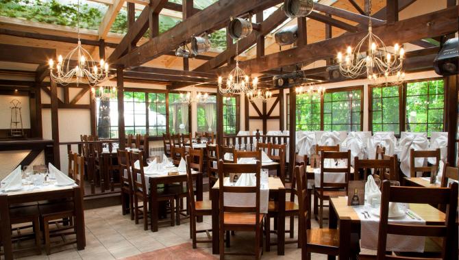 Двор Голосеевский - фото (6370-41565)