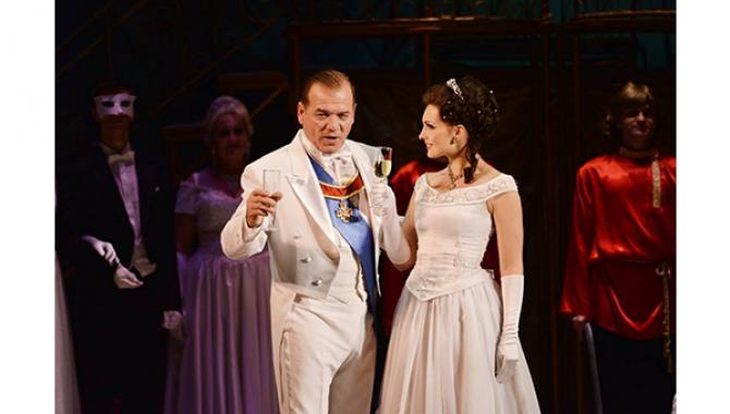 Київський національний академічний театр оперети - фото (1664-8932)