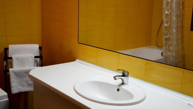 Terra Nova - фото (6132-44620)