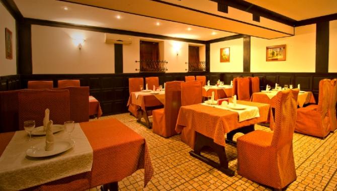 Киевский - фото (4065-46773)