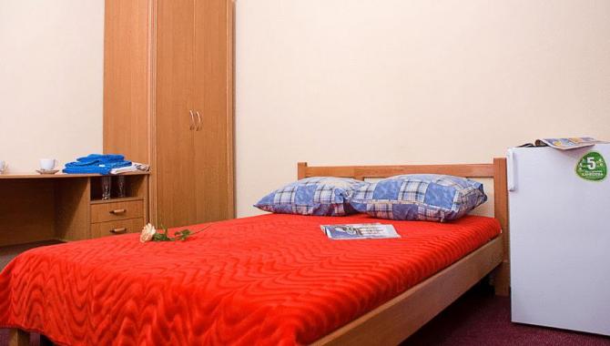 "Козацький" на Антонова - фото (6531-44614)