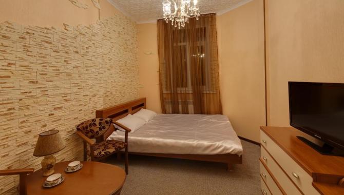 Покровский - фото (6476-44808)