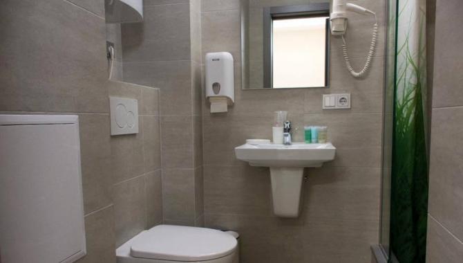 Sky Hostel - фото (6422-44322)