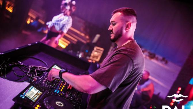 Dali Park - фото (6320-40886)