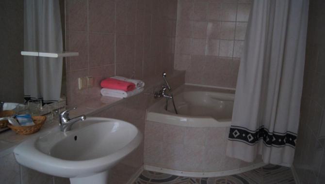 Отельный комплекс КНУ - фото (6012-44883)