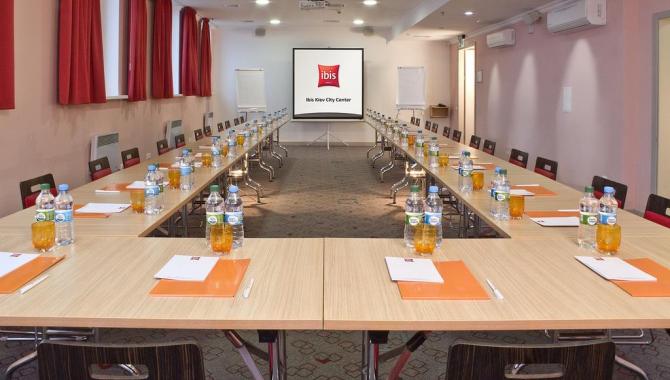 Ibis Kiev City Center Hotel - фото (5492-44819)