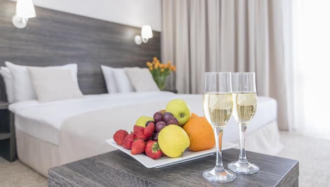 Галера - фото (6032-44840)