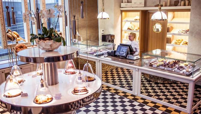 Rafael - фото (5073-45878)