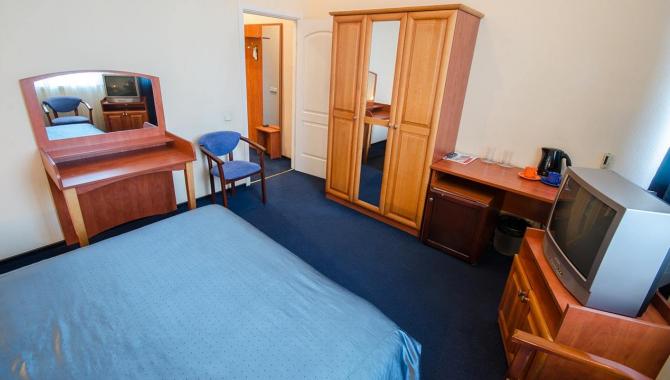 7 дней - фото (6436-44626)