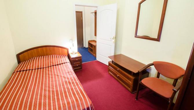 7 дней - фото (6436-44628)