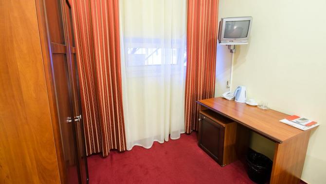 7 дней - фото (6436-44629)