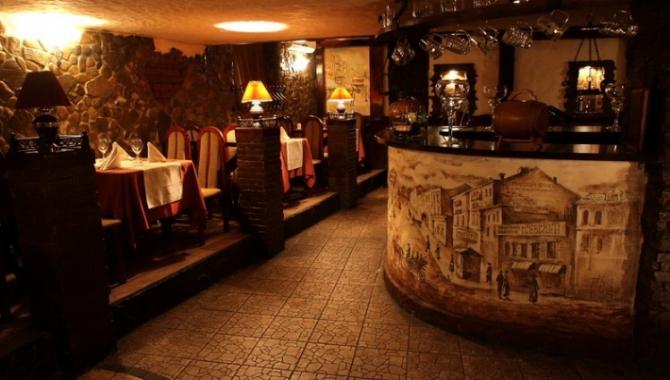 Киевский - фото (4065-46775)