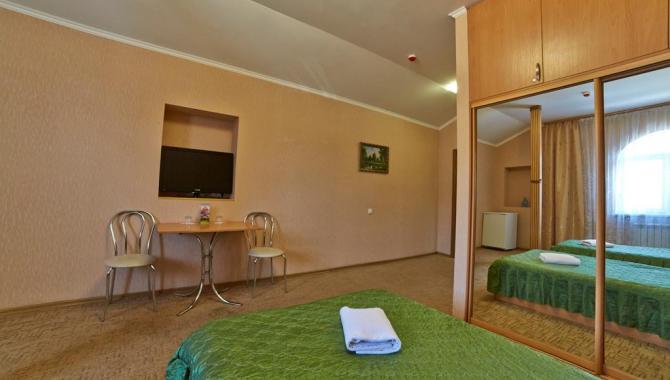 Дельта - фото (6454-44706)