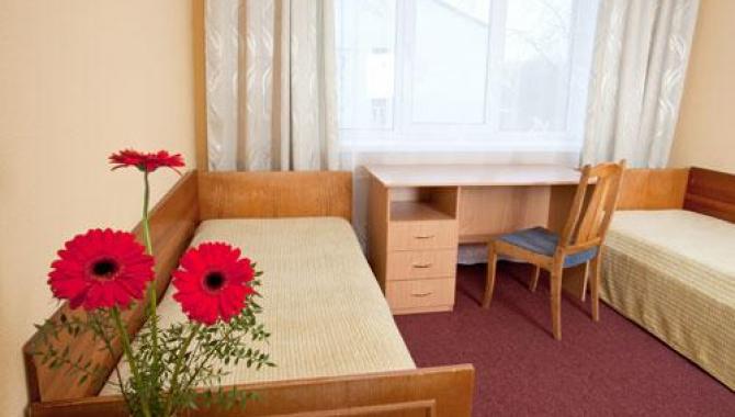 "Козацький" на Антонова - фото (6531-44617)