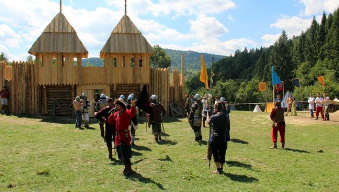 Заповедник «Тустань» - фото (9552-54022)